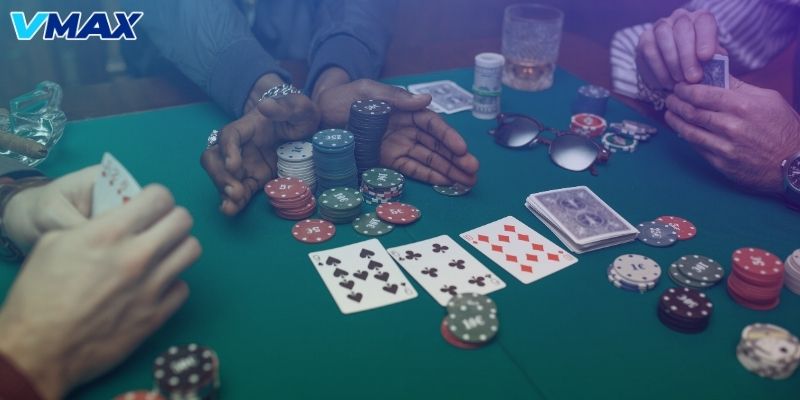 Cách chơi Poker được theo luật đơn giản
