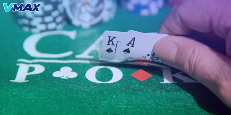 Bluff là cách chơi tuy mạo hiểm nhưng có thể thắng lớn