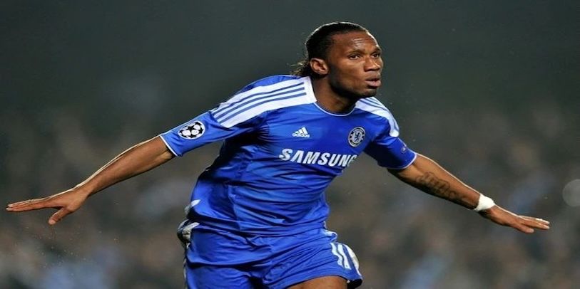Didier Drogba – Huyền thoại từ bãi đất trống đến đỉnh cao Chelsea 3 drogba bat dau choi bong chuyen nghiep nhu the nao