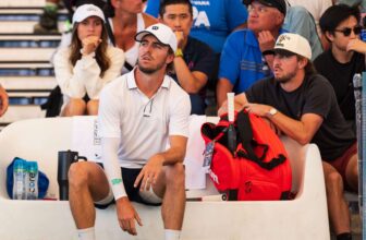 Hunter Johnson: Sức mạnh Đôi nam trên PPA Tour