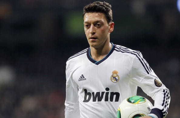 mesut ozil tai real madrid