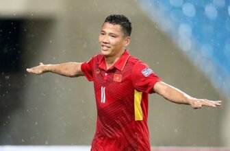 Cầu thủ Anh Đức – Nở muộn rực rỡ và giá trị của sự bền bỉ