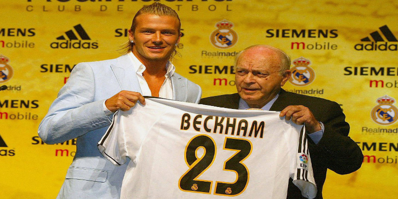 David Beckham: Siêu sao Bóng đá và Ông hoàng Văn hóa 3 david beckham chuyen nhuong sang real madrid