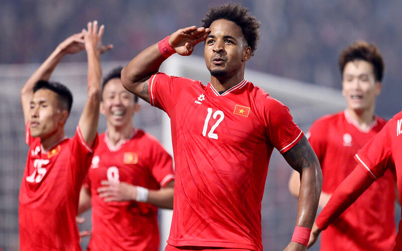 Xuân Son – Sao Nhập Tịch Đang Thắp Lửa Bóng Đá Việt 3 hoa nhap van hoa cua xuan son