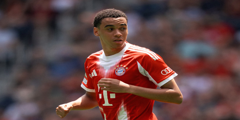 Jamal Musiala: Tương lai Sáng chói của FC Bayern Munich 1 khoi dau cua jamal musiala