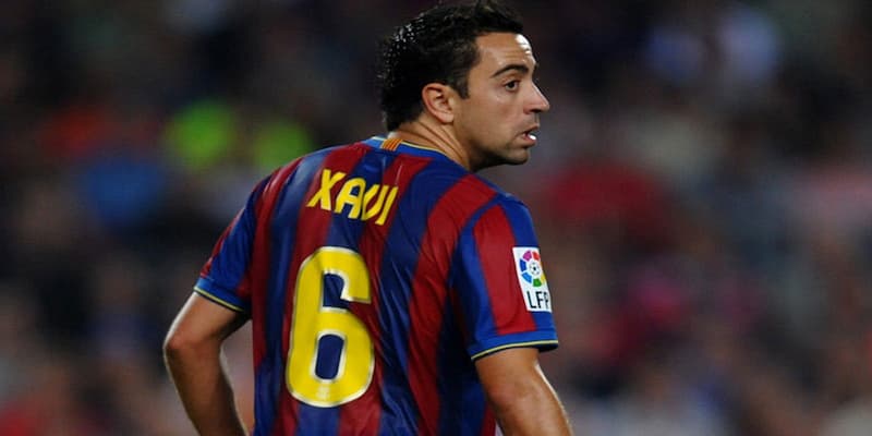Xavi Hernández - Chặng đường từ cầu thủ trẻ đến biểu tượng bóng đá 1 nhung huan luyen vien anh huong lon den xavi hernandez