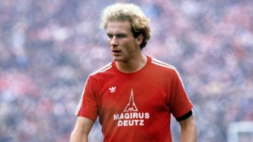 Karl-Heinz Rummenigge - Huyền thoại bóng đá Đức 3 tuong lai cua karl heinz rummenigge