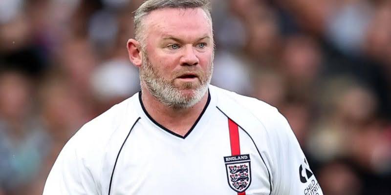 Cuộc sống sau khi rời sân cỏ