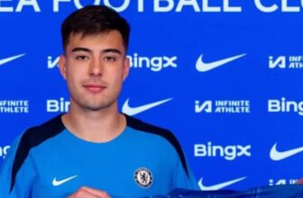 Cầu Thủ Aaron Anselmino