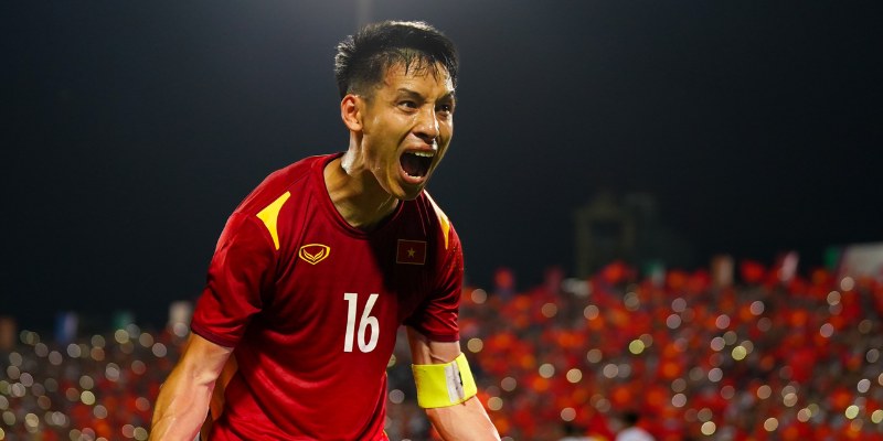 Thành tựu đáng nể của Đỗ Hùng Dũng trên sân cỏ