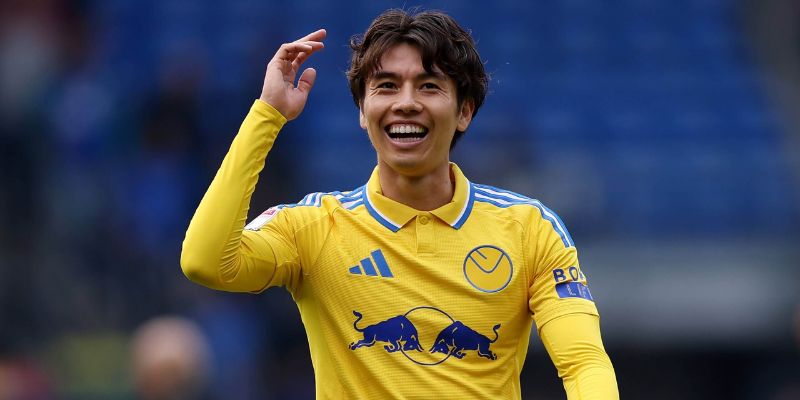 Ao Tanaka gây dấu ấn với phong cách thi đấu thông minh