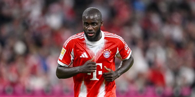 Phong độ và sức mạnh ấn tượng của Dayot trên sân cỏ 