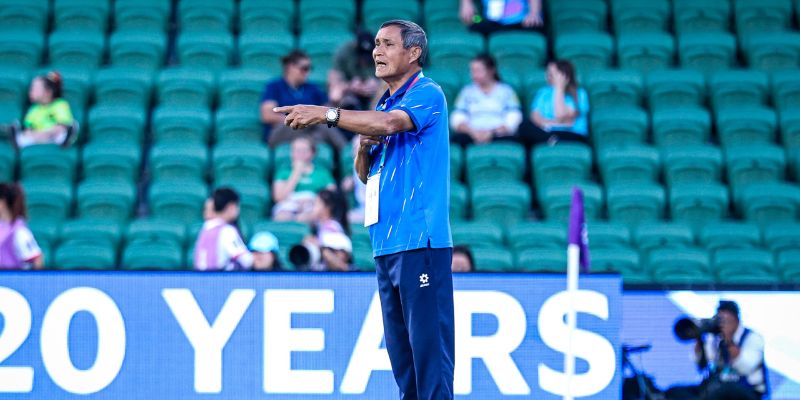 Vai trò HLV trong nâng tầm Ngoại hạng Anh 1 HLV Là Người Phát Hiện Và Kích Hoạt Tiềm Năng Cầu Thủ Từ Sớm