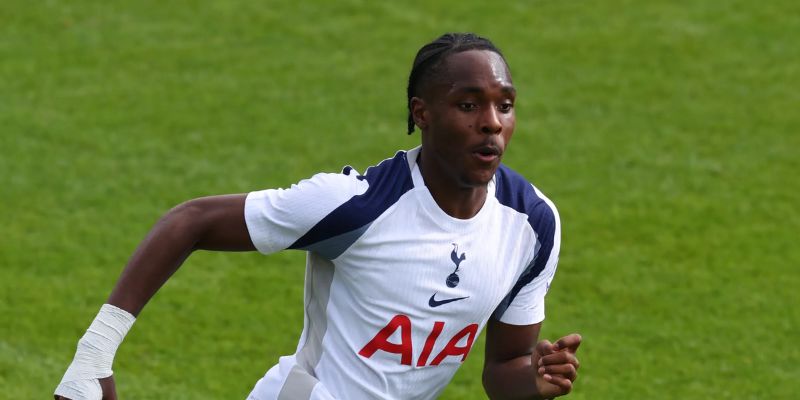 Tài Năng Trẻ Mathys Tel Đang Bứt Phá Với Tốc Độ Cao 2 Cách thi đấu nổi trội của tài năng trẻ Mathys Tel