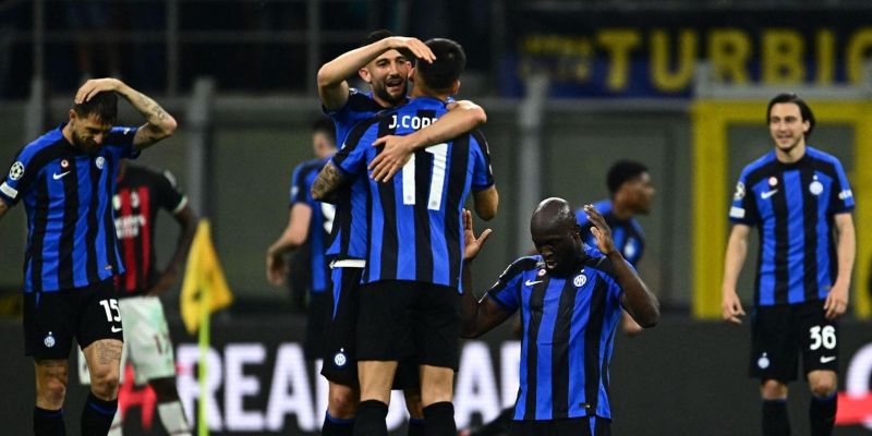 Phong Cách Thi Đấu Và Điểm Mạnh Nổi Bật