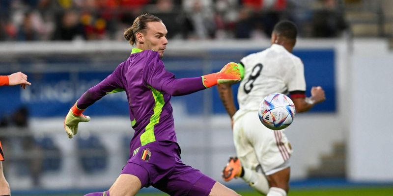 Cầu Thủ Maarten Vandevoordt