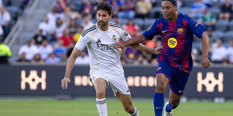 Phong cách thi đấu và những kỹ thuật mang tính thương hiệu