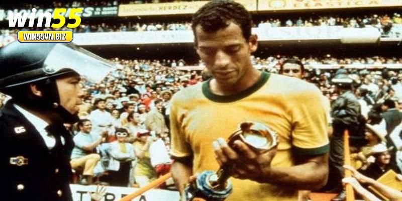 Carlos Alberto Torres - Người Đội Trưởng Vĩ Đại Của Brazil 2 Những đóng góp chuyên môn của người đội trưởng