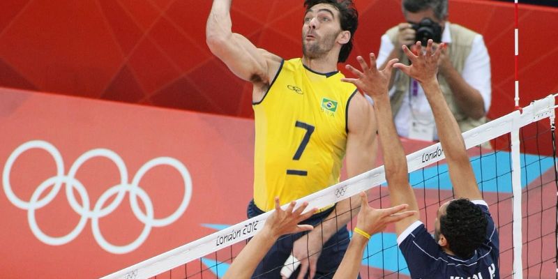 Giba: Huyền thoại rực rỡ nhất bóng chuyền Brazil 2 Cú ăn ba danh hiệu vô địch thế giới liên tiếp