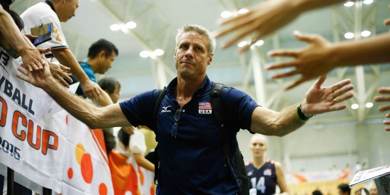 Karch Kiraly: Huyền thoại vĩ đại nhất lịch sử bóng chuyền 2 Vị vua không vương miện trên cát: Bóng chuyền bãi biển