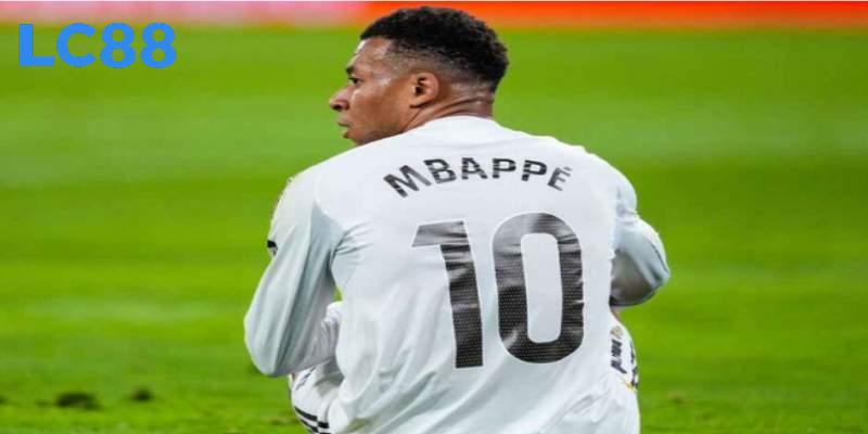 Khám phá hành trình vươn lên của cầu thủ Kylian Mbappe