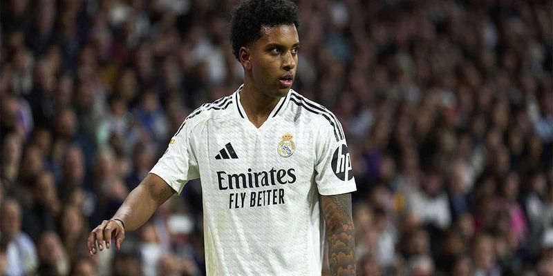 Xuất thân từ cái nôi Santos và định mệnh với trái bóng 