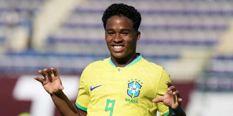 Endrick – Thần Đồng Brazil Trên Sân Cỏ 1 Hành Trình Từ Cậu Bé Đam Mê Bóng Đá Đến Thần Đồng Brazil