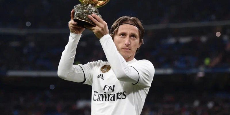 Luka Modric – Huyền Thoại Tuyến Giữa Của Bóng Đá Thế Giới 1 Tuổi Thơ Gian Khó Và Hành Trình Theo Đuổi Đam Mê