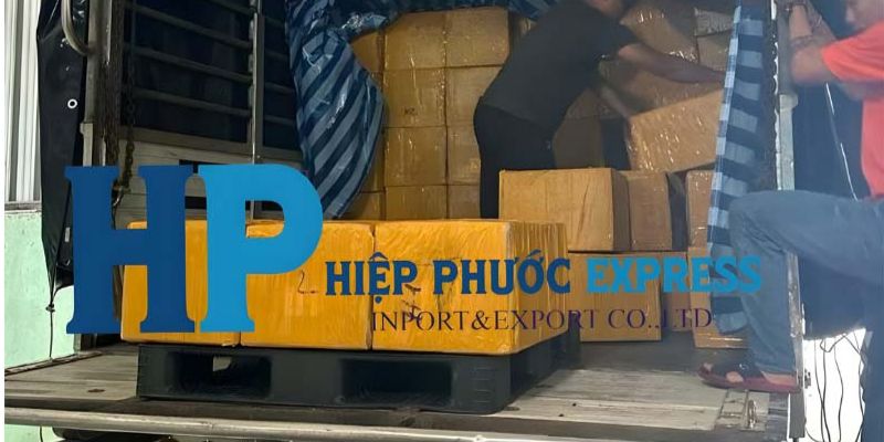 Quy trình Hiệp Phước Express gửi hàng Campuchia 2-3 ngày 2 Lấy hàng tận nơi và kiểm đếm rõ ràng