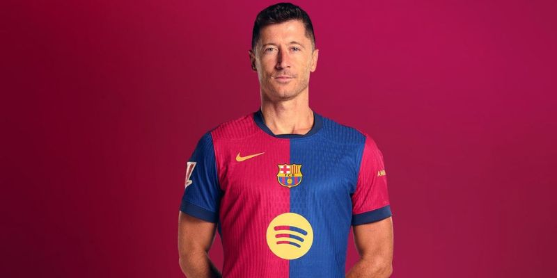 Robert Lewandowski – Cỗ Máy Ghi Bàn Vĩ Đại Của Bóng Đá 1 Tuổi Thơ Và Hành Trình Đến Với Bóng Đá Chuyên Nghiệp