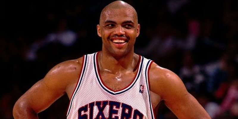 Charles Barkley - Sức Mạnh Và Sự Thẳng Thắn Trên Sân Bóng 2 Kỹ năng tranh chấp bóng của huyền thoại NBA