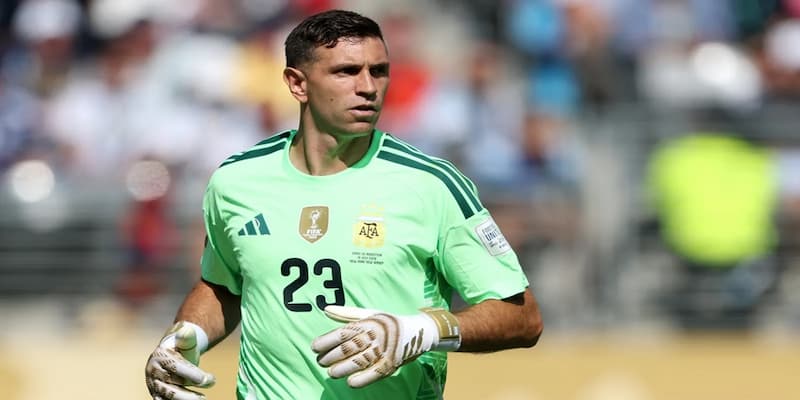 Emiliano Martinez – Hành trình trở thành thủ môn hàng đầu 2 Bộ sưu tập danh hiệu đáng nhớ làm nên sự nghiệp Emiliano Martinez