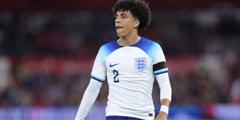 Rico Lewis – Viên Ngọc Trẻ Đa Năng Của Manchester City 2 Sự đa năng tạo nên khác biệt