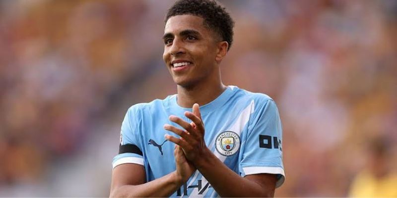 Rico Lewis – Viên Ngọc Trẻ Đa Năng Của Manchester City 1 kemba walker nghe si crossover tung khuay dao san nba 1