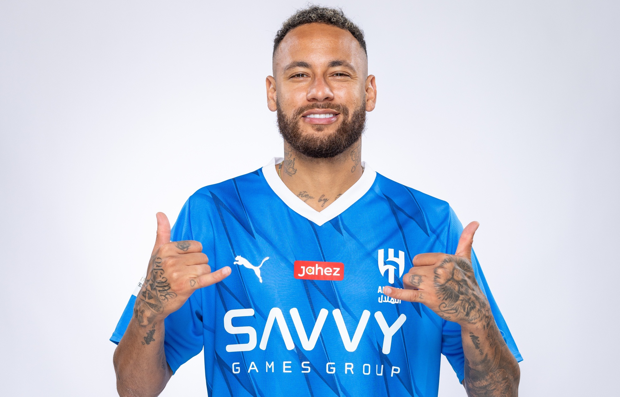 Neymar Jr – Tiểu Sử, Sự Nghiệp Và Hành Trình Của Ngôi Sao Brazil 2 Neymar trong màu áo đội tuyển Brazil